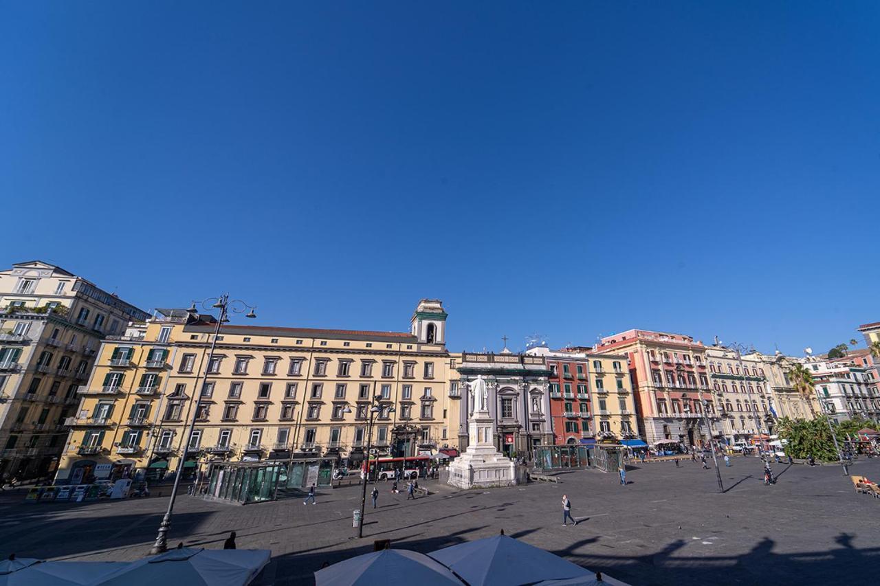 Al Campanile H Napoli Centro, By Clapa Group Hotel Exterior photo