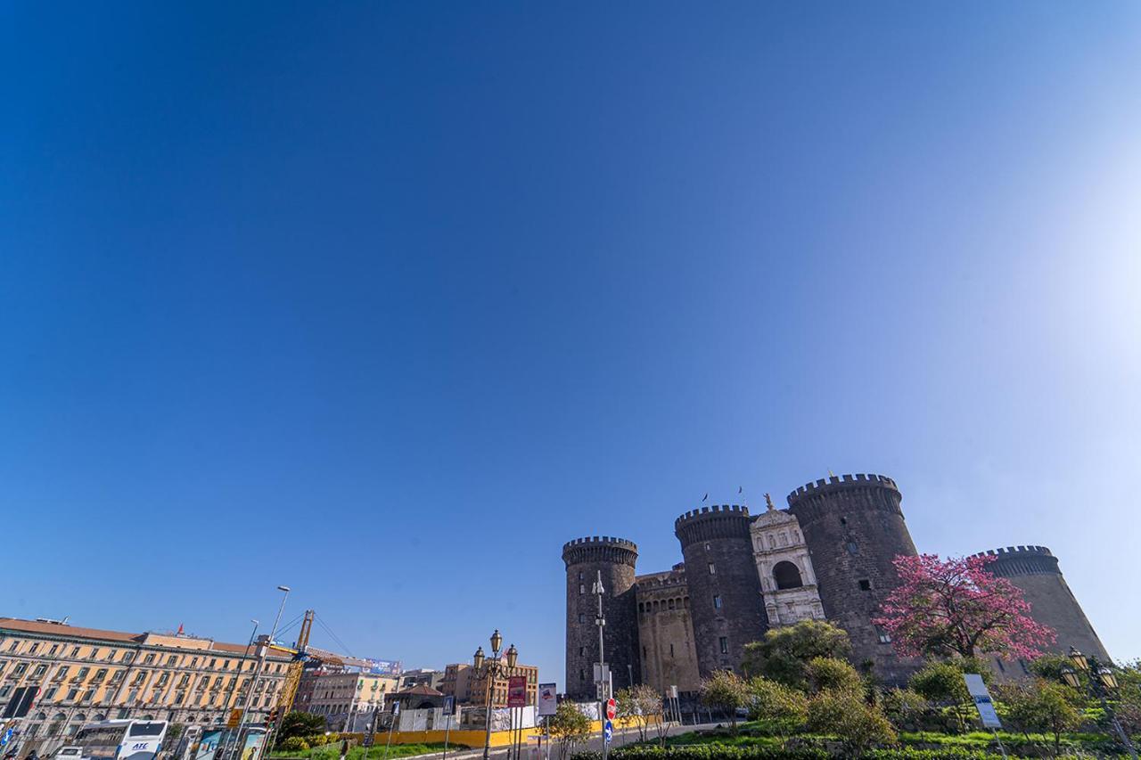 Al Campanile H Napoli Centro, By Clapa Group Hotel Exterior photo