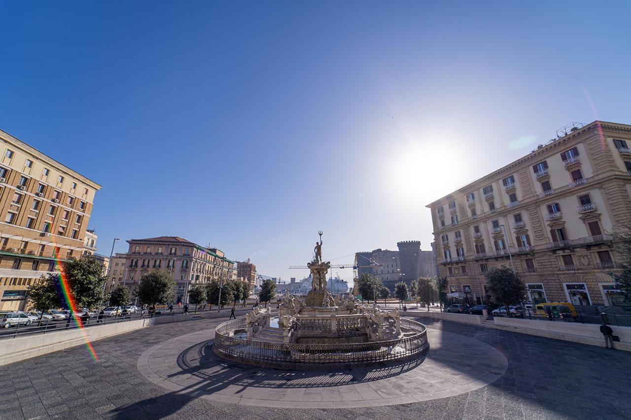 Al Campanile H Napoli Centro, By Clapa Group Hotel Exterior photo