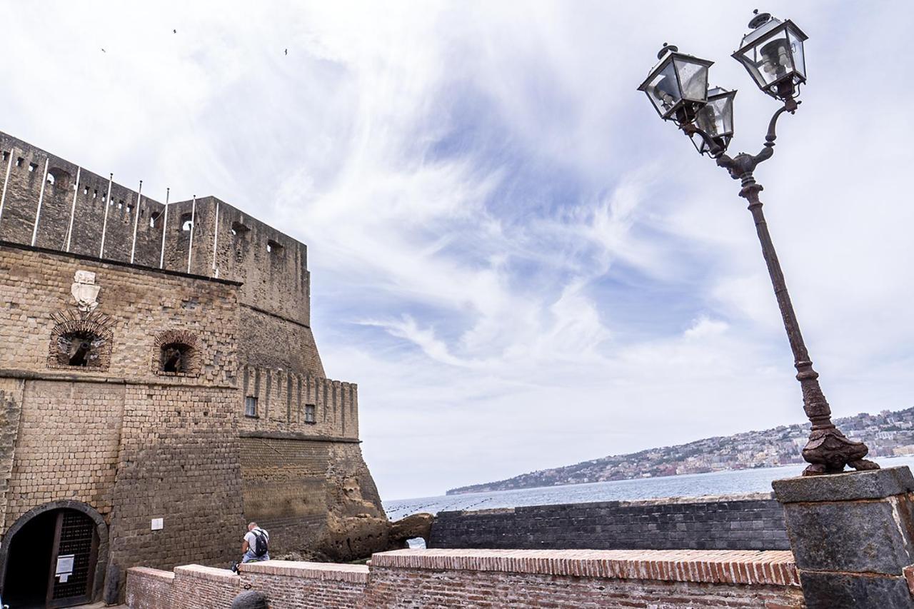 Al Campanile H Napoli Centro, By Clapa Group Hotel Exterior photo