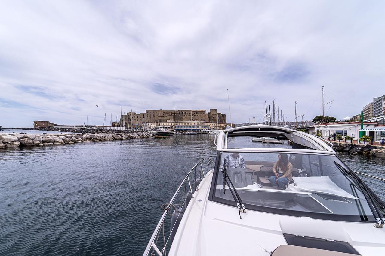 Al Campanile H Napoli Centro, By Clapa Group Hotel Exterior photo